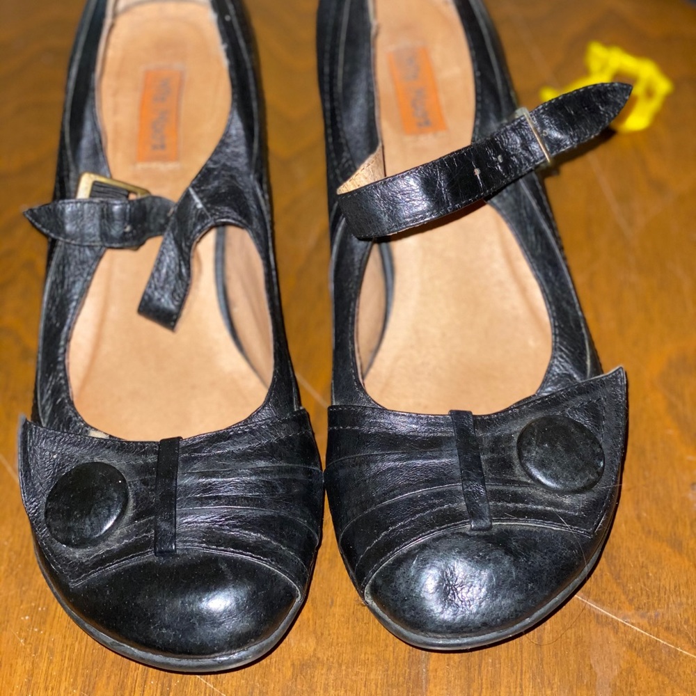 Black Miz Mooz Mary Jane leather heel size 9-9.5